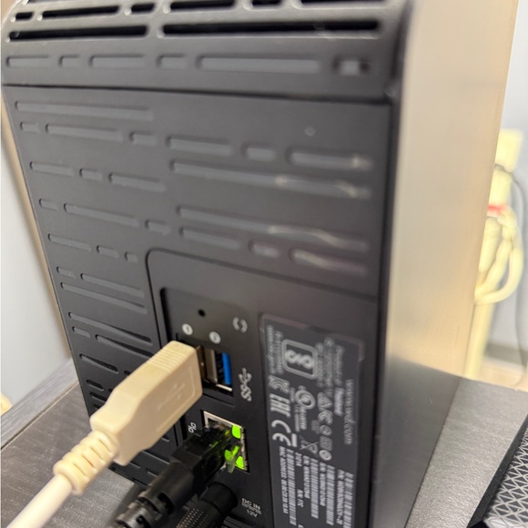 WD My Cloud EX2 Ultra Network Attached Storage 4TB - Picture 2 of 3